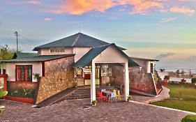 Rendezvous Resort